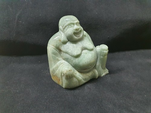 Buddha aus jade - -, ca